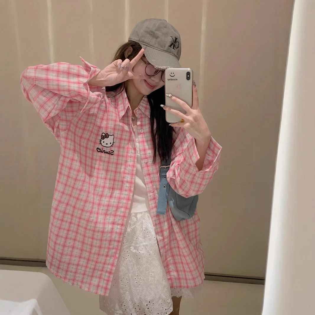 قميص MINISO Sweet مطبوع عليه حروف ثلاثية الأبعاد بأكمام طويلة مع فيونكة للنساء، نمط جديد لأوائل الخريف، نمط كسول، سترة رفيعة واقية من الشمس متعددة الاستخدامات