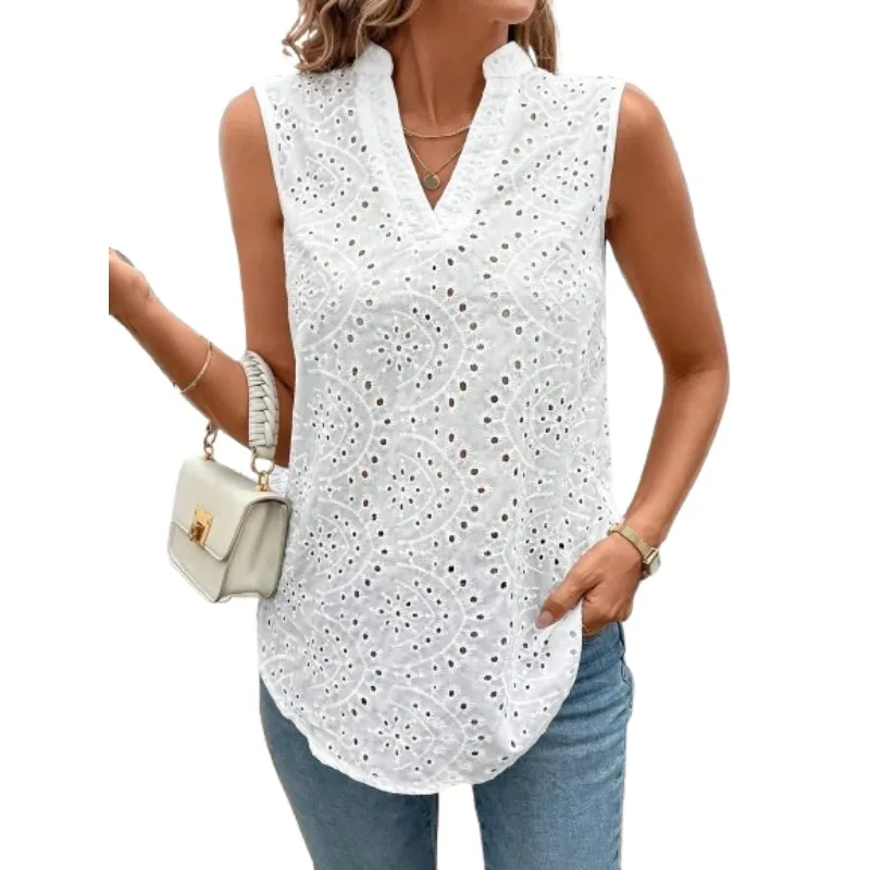 PLUS ขนาดผู้หญิง Lace Hollow เย็บปักถักร้อยเสื้อกั๊ก Elegant V คอเสื้อแขนกุดเสื้อสีขาวปุ่มแฟชั่น TOP