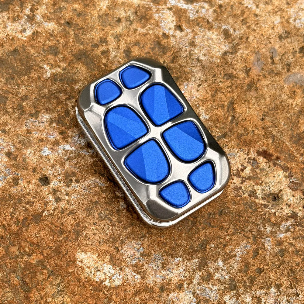 SlideJoyEDC Mecha Octa Mecha Series 8 Colorful Titanium Alloy Unlimited Position Fingertip Card Pushing Decompression Toy