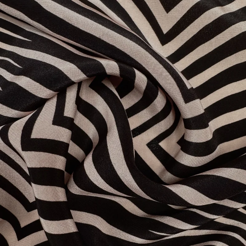 

1 метр, 100% шелк шелковицы, 16 мамме, креповая шелковая ткань, черный, бежевый, с волнистыми линиями, с принтом, 140 см, ширина 55 дюймов, по дворам JX108