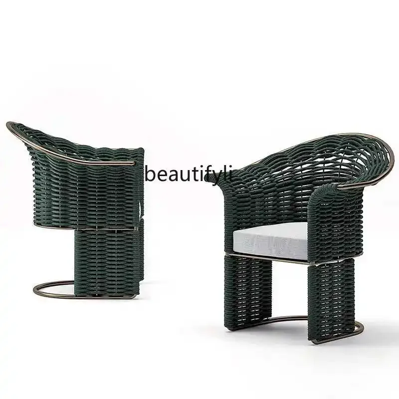 P مجموعة طاولة وكرسي خارجي، مجموعة كراسي الروطان الفاخرة الخفيفة، كرسي طعام غير رسمي، طاولة طعام