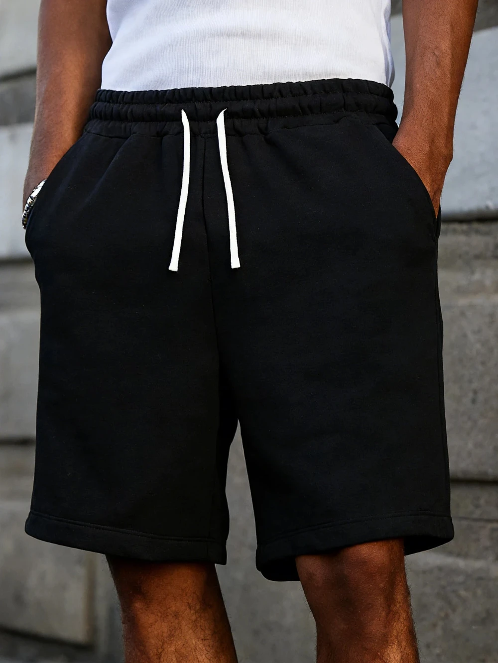 

Men's solid color drawstring loose straight leg shorts versatile basic knit sports pants simple casual street style sports