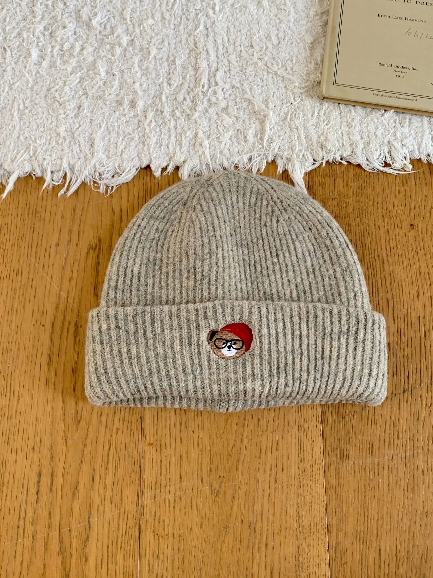 قبعات الشتاء للنساء قبعة صغيرة محبوكة الدب المطرزة الباردة والدليل على الدفء قبعة فضفاضة الإناث لينة 2025 جديد #3