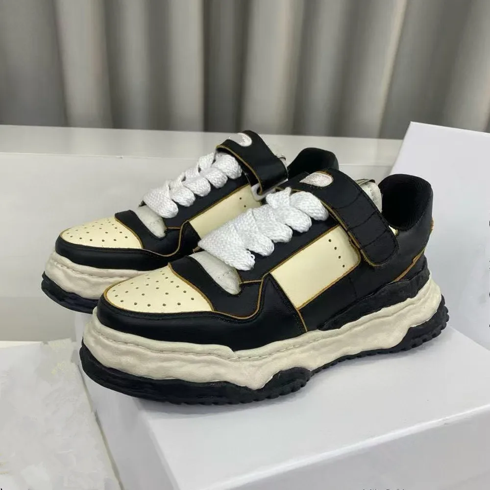 Dad's shoes men's 2025 autumn and winter new style thick soled height increasing shoes retro made casual sports shoes women