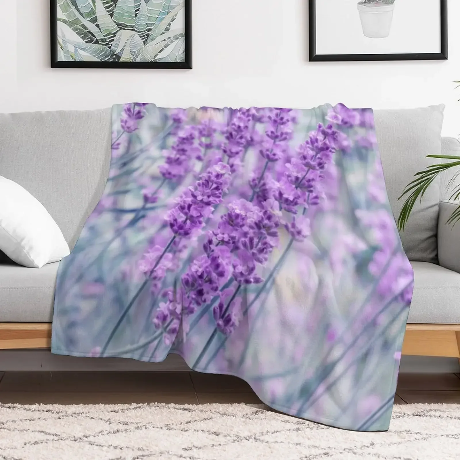 Lavender Flower (Blurry) - Everyday Gift or Birthday Present for Nature Lover Throw Blanket Warm sofa bed Blankets