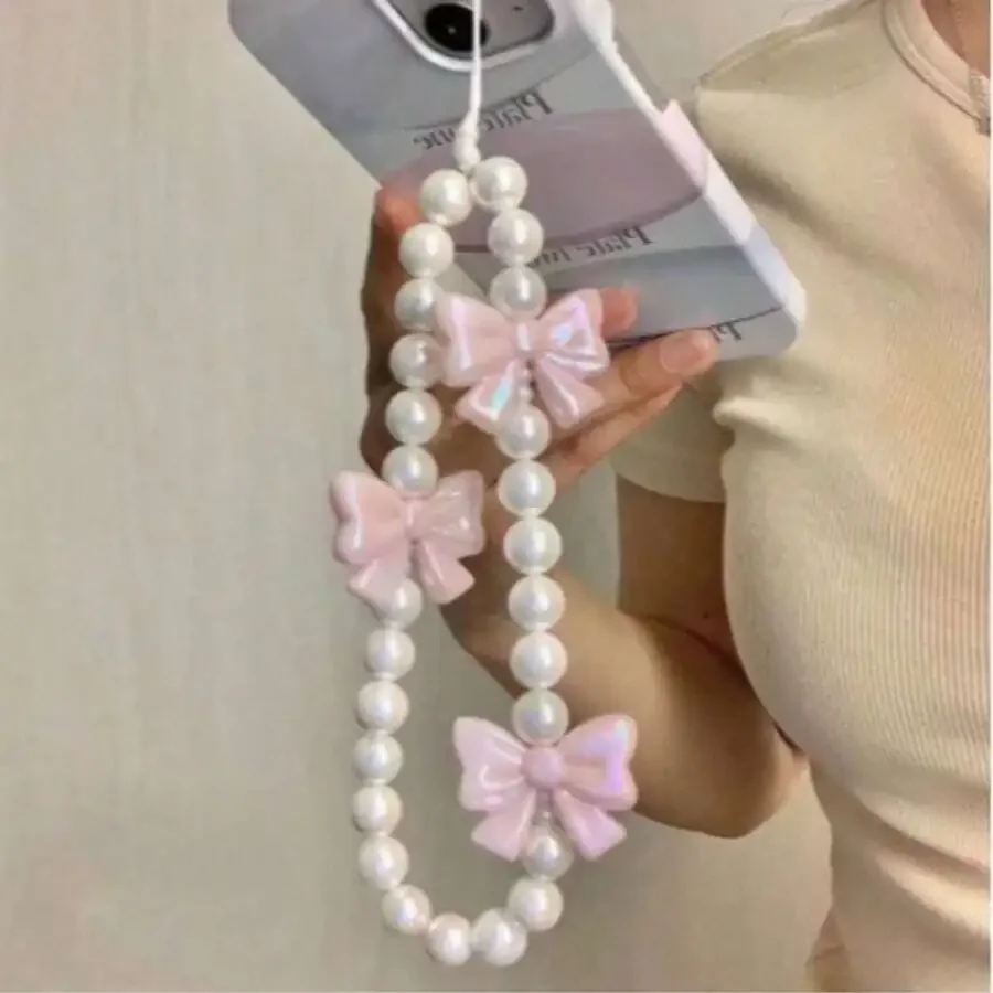 1 unidad de colgante de pulsera con cadena de perlas sintéticas y diseño de mariposa, cuerda universal para colgar teléfonos/cámaras, colgante de teléfono DIY para regalo festivo, cadena para teléfono