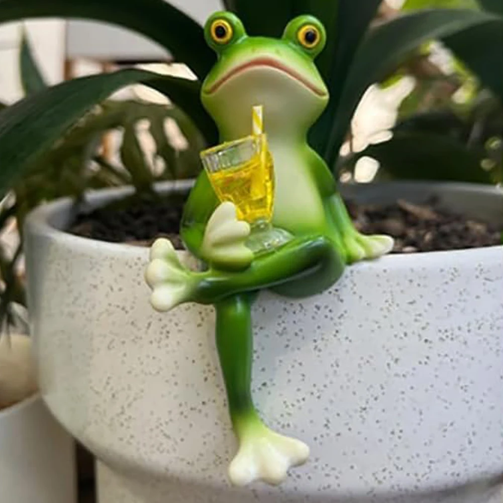 3Pcs Frog Decorative Figurines IPX4 Waterproof Funny Drinking Frog Statue Flower Pot Hanging Frog Figurine for Garden Home Decor