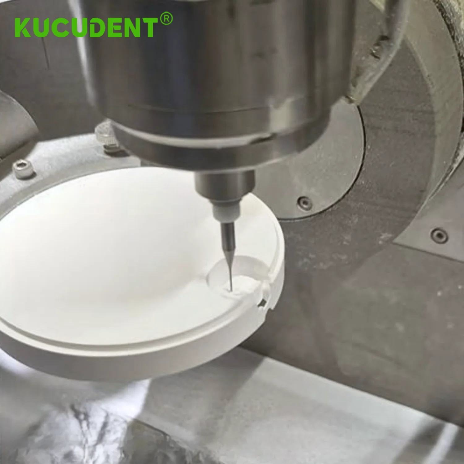 

Фреза для зуботехнических работ CAD/CAM, для циркония, для Upcera X5, без покрытия, для фрезерования, D4 45мм, 0.6/1.0/2.0мм