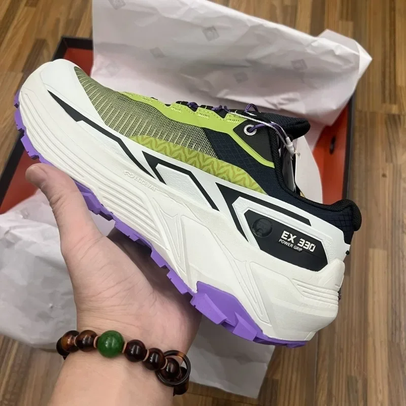 New Classic Brand Trail Running Shoes Men Women Anti Slip Outdoor Sports Shoes Unisex Brand Designer Walking Sneakers Couples