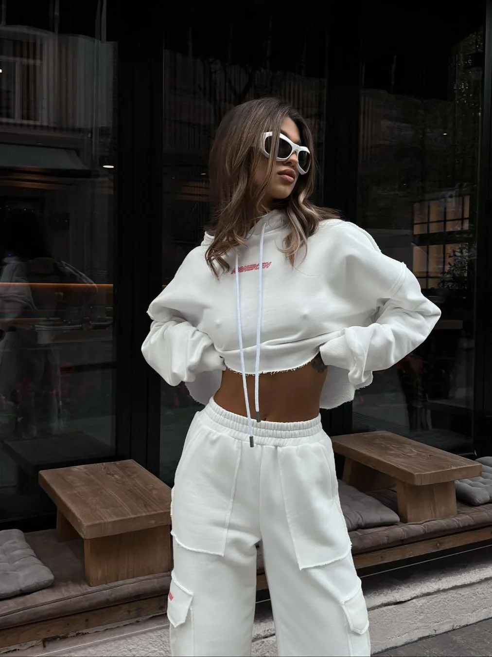 Women's Pant Suits Solid Color Pullovers Cutting Hem Crop Tops Hoodie Sets Loose Outerwear Cargo Pants Pocket Female's 2pcs Sets