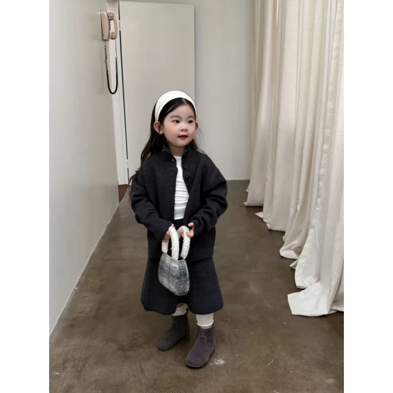 

2025Осенняя новая детская одежда, детская одежда, детский вязаный кардиган с воротником-стойкой + комплект свитера с юбкой
