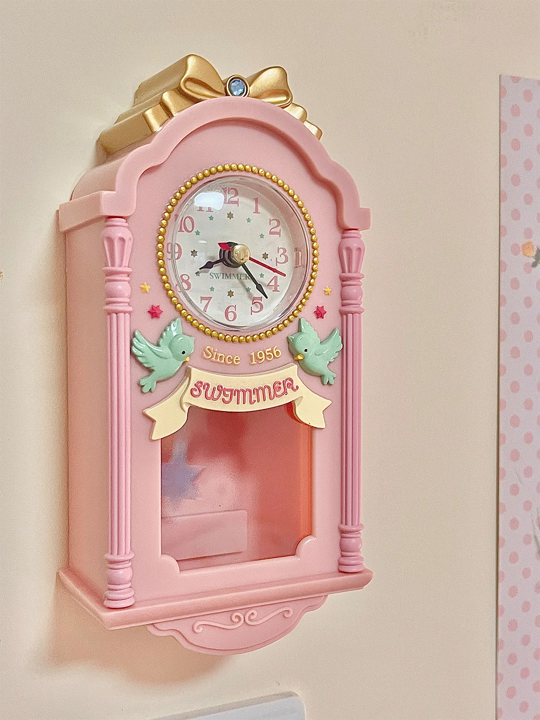 Girl wall clock, pendulum props, wall clock, bedroom decoration
