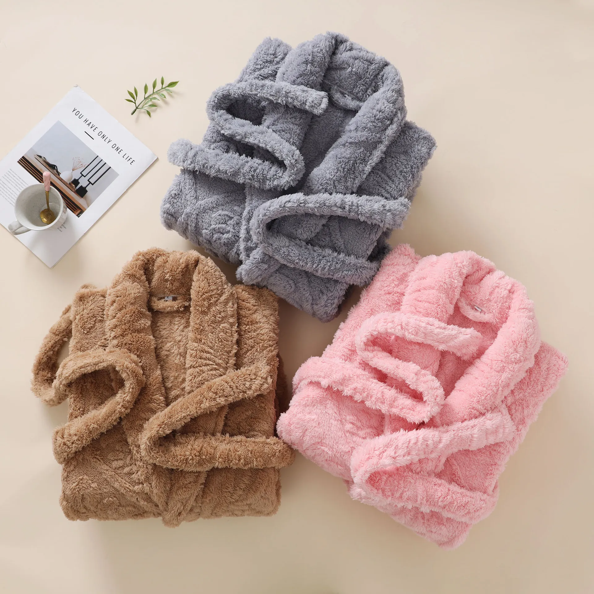 

Men's Long Thick Coral Fleece Robe Winter Home Wear Pure Color Warmth Locking Morning Robe Simple Design Winter Sleepwear