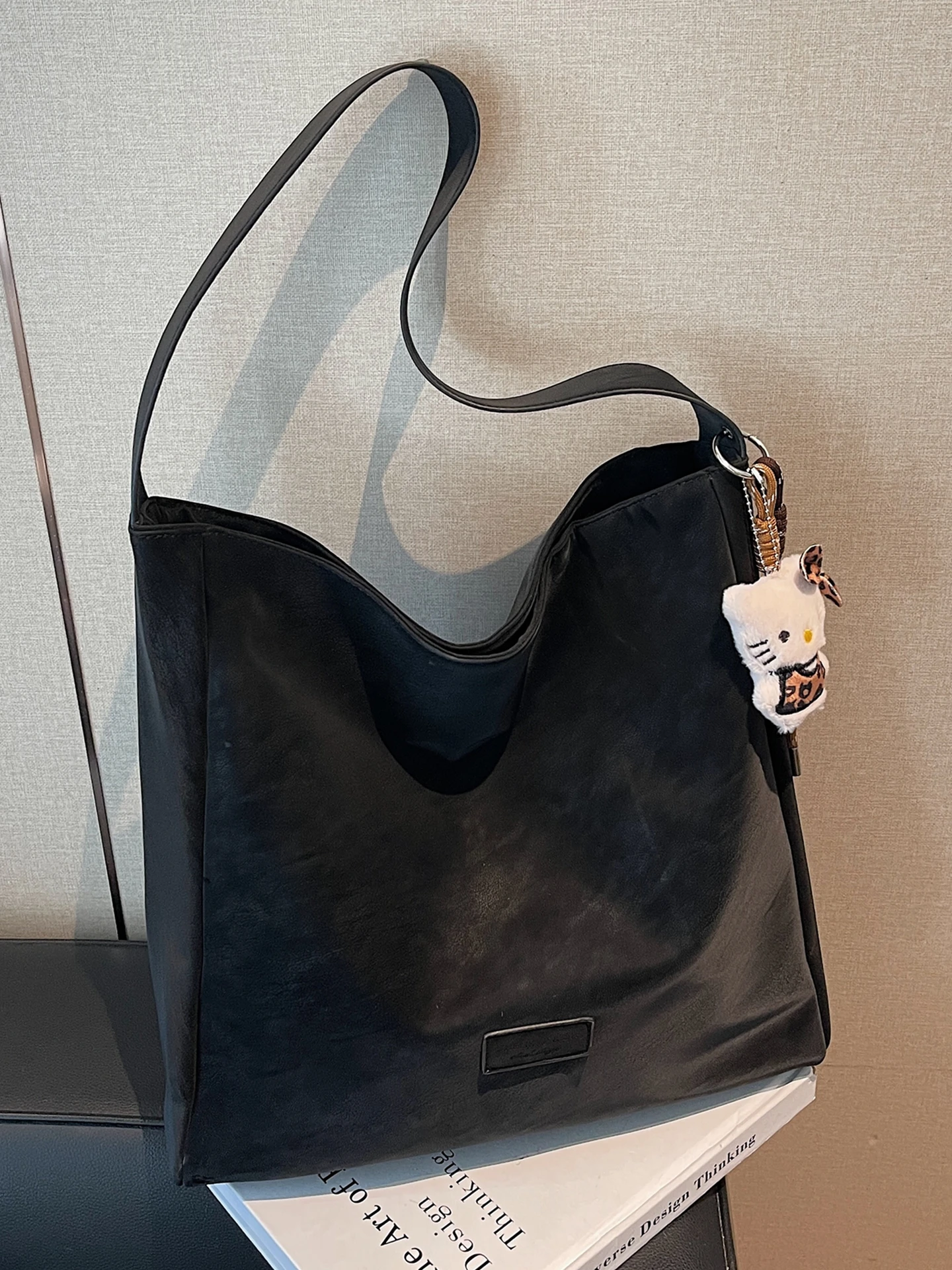 

Мягкая большая сумка-тоут Laid-ba Sle, пригородная сумка, модная универсальная сумка на одно плечо для работы, новинка 2025 года