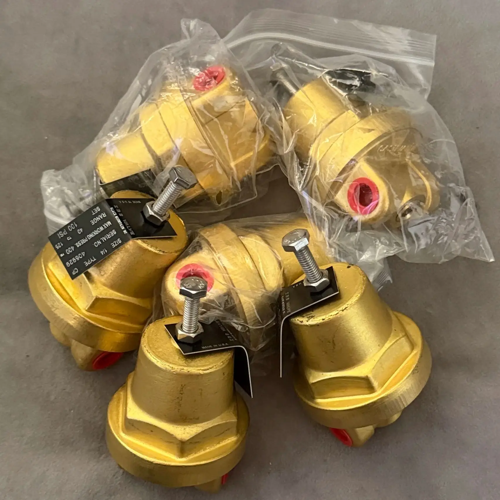 

1 шт. 406929 Регулирующий клапан для воздушного компрессора