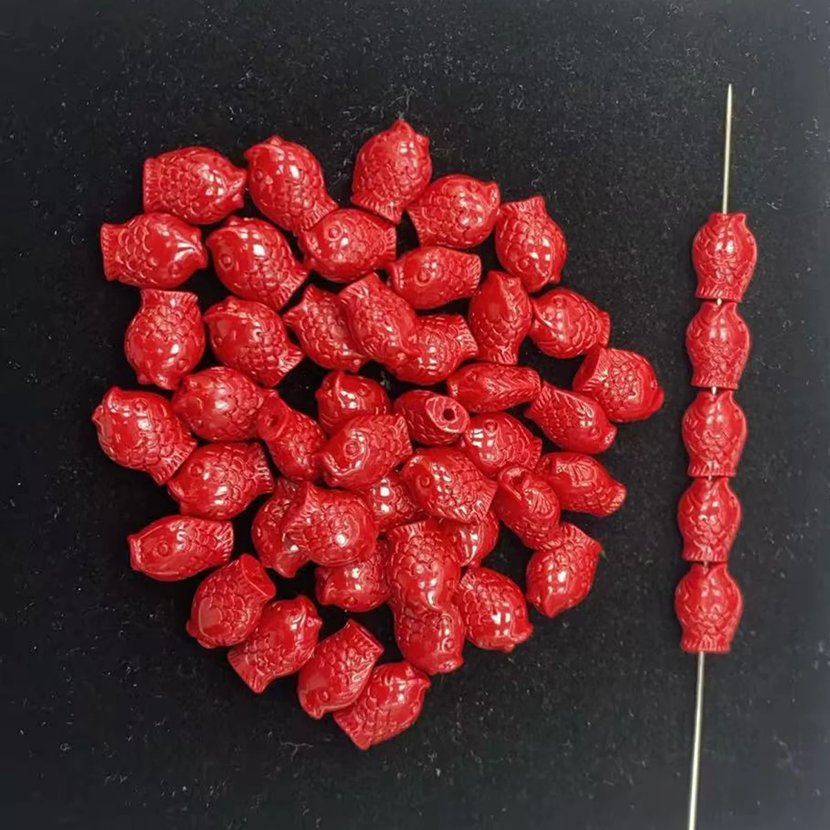 

50pcsNatural Freshwater Shells Red Shell Pendant Small Fish Through-Hole Jewelry Make DIY Bracelet Accessories Necklace Earrings