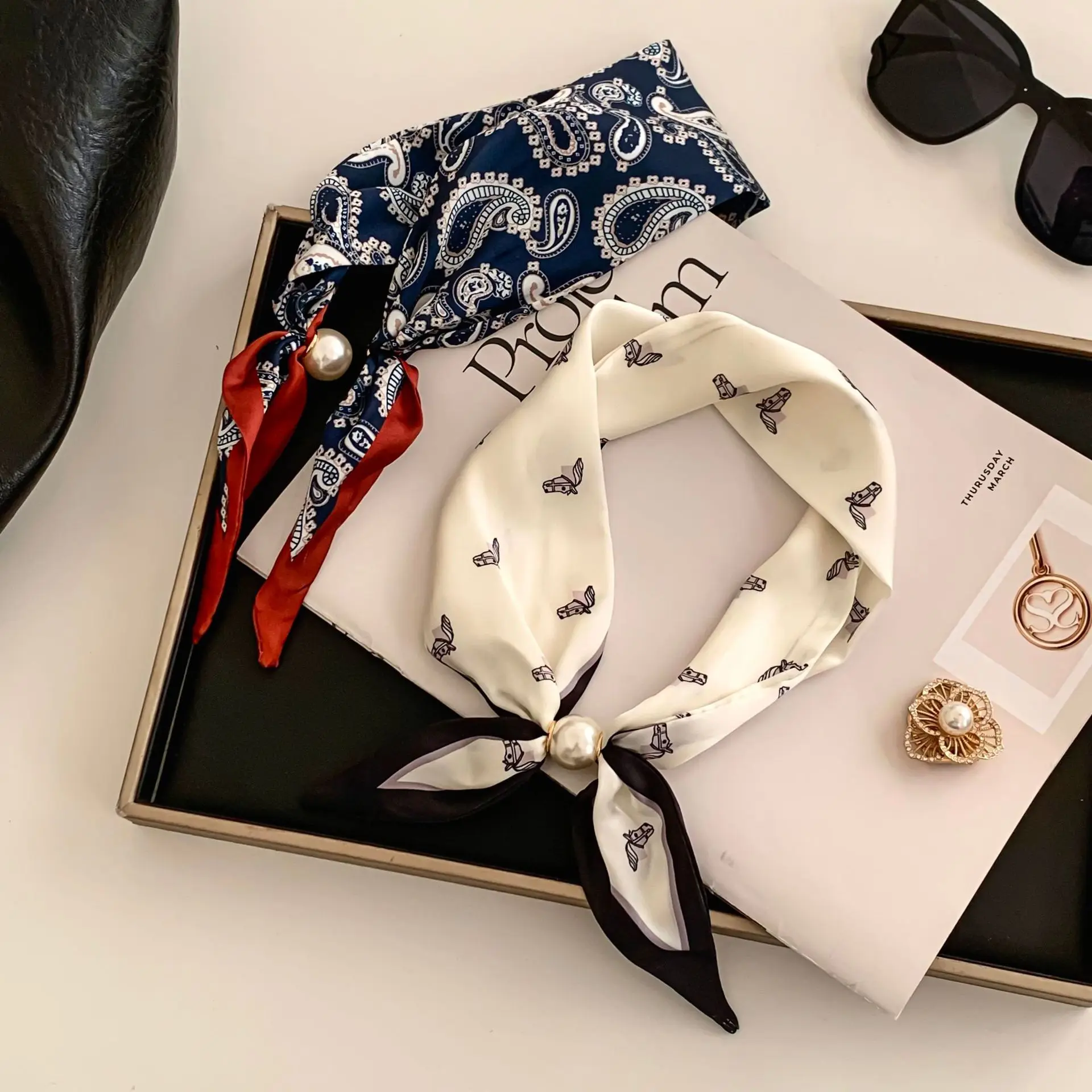 Pañuelo de Seda con Diseño de Flor de Anacardo para Mujer, Ligero y Versátil, Estilo Bandana, Ideal para Uso Diario, Oficina, Fiestas, Vacaciones, Estilo Boho