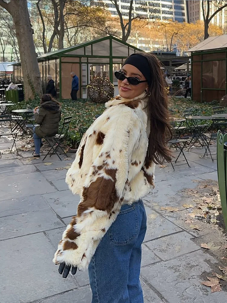 

Milk Print Cropped Faux Fur Jacket Women Casual Lapel Zipper Loose Short Fur Coat Lady New Winter Daily Commuting Street Jackets