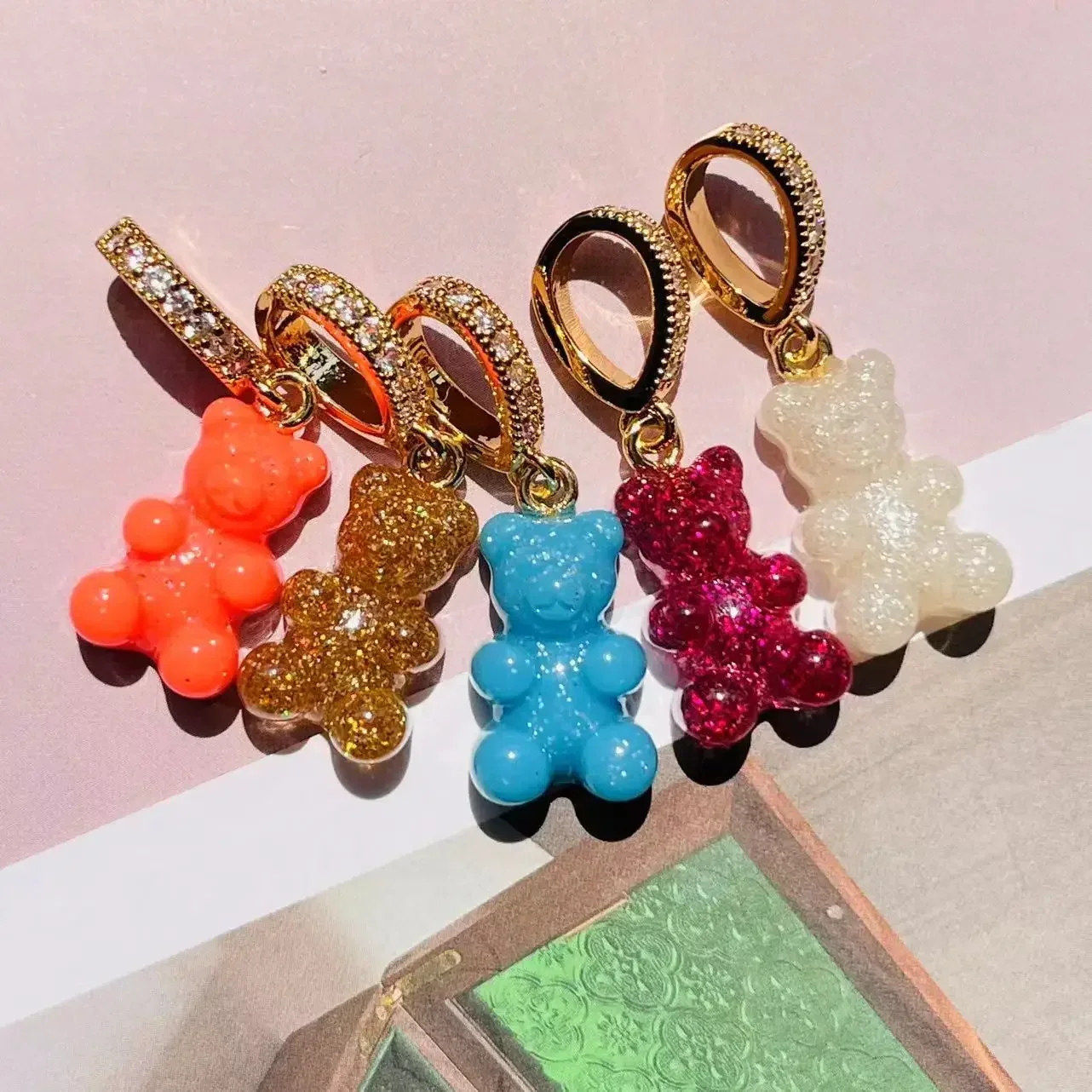 Korean Colorful Bear Charms Necklace Pendant cute Zircon Resin animal Charms for Women Men Necklace fashion Jewelry