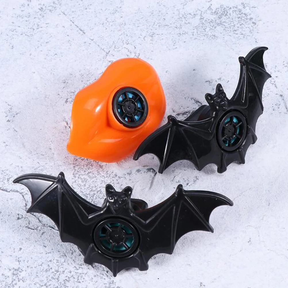 

3Pcs Halloween Bat And Lip Whistle Plastic Funny Whistle Toy Party Favors Halloween Party Favors Whistles Make Up Kids Child Bat