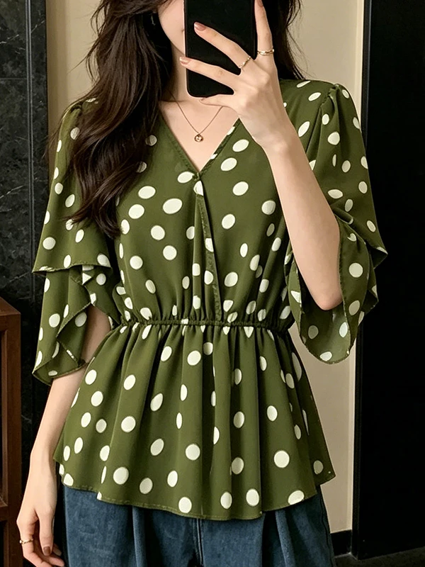 

Large Size Retro Polka Dot Shirt Women's Loose Belly Show off Shirt Summer New Style Korean Version V-neck Breathable Comfort...