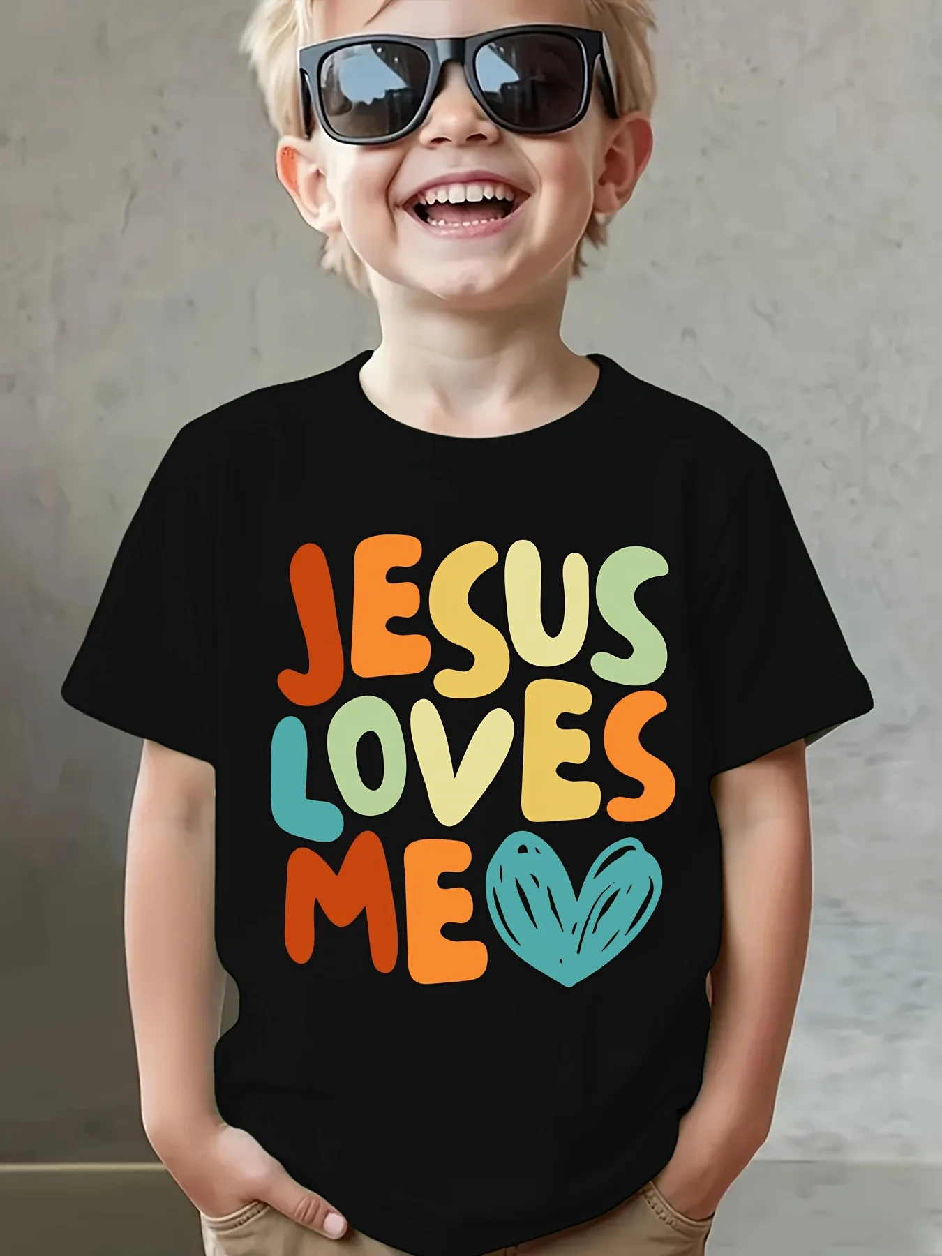 

Jesus Loves Me Print Cotton T Shirt Short Sleeve Christian Boy Girl Streetwear Short Sleeve Kids Crewneck Cartoon Tees