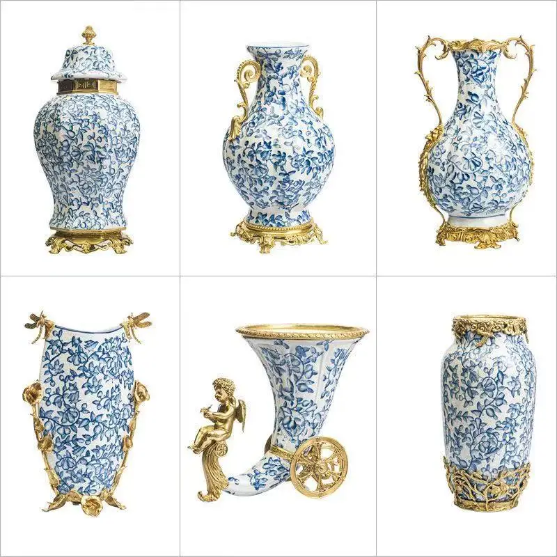 

Hxl blue and white porcelain figurine, ceramic with copper accents, decorative ornament for entryway/soft furnishings