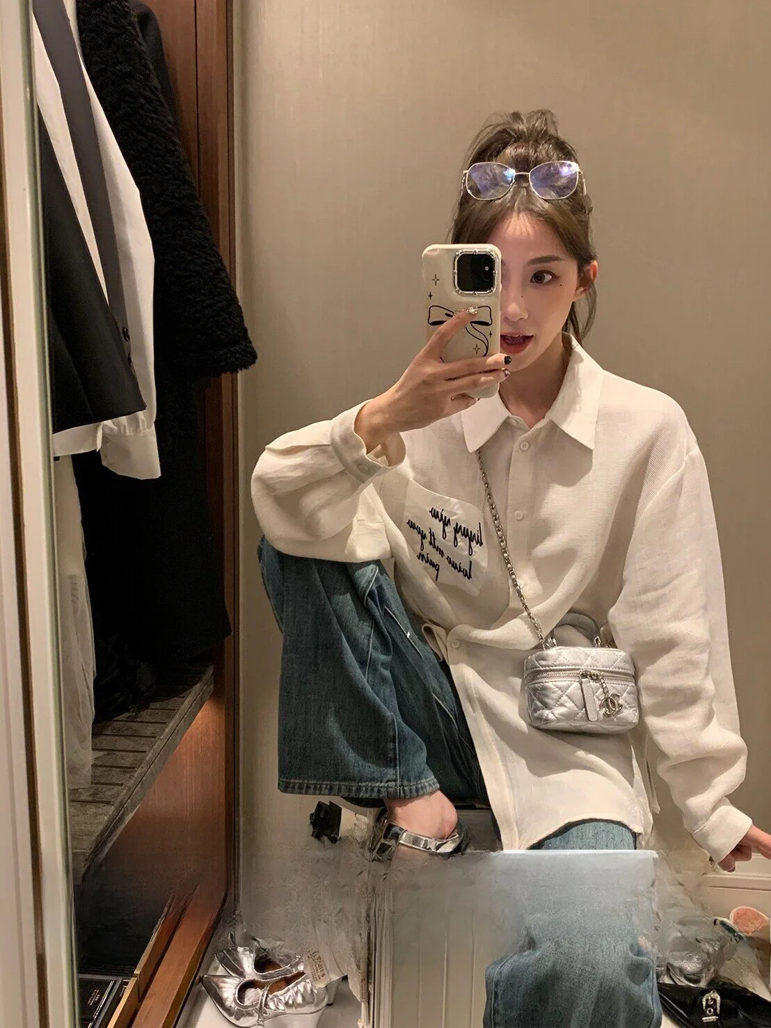 

Casual Loose Long Sve White irt Jaet for Women Summer New Sle Turn-down Collar Open Cardigan Unique Boyfriend Sle Top
