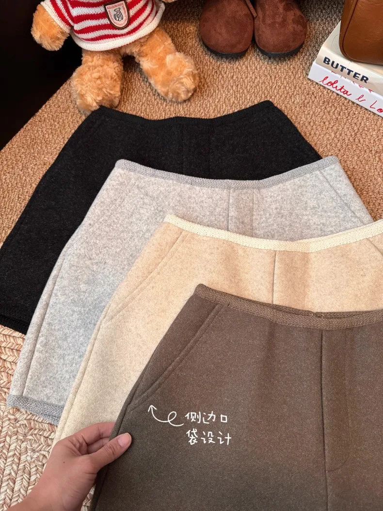 Gray Woolen Shorts for Women 2026 Autumn and Winter New Korean High-waisted Straight-leg Boots and Pants