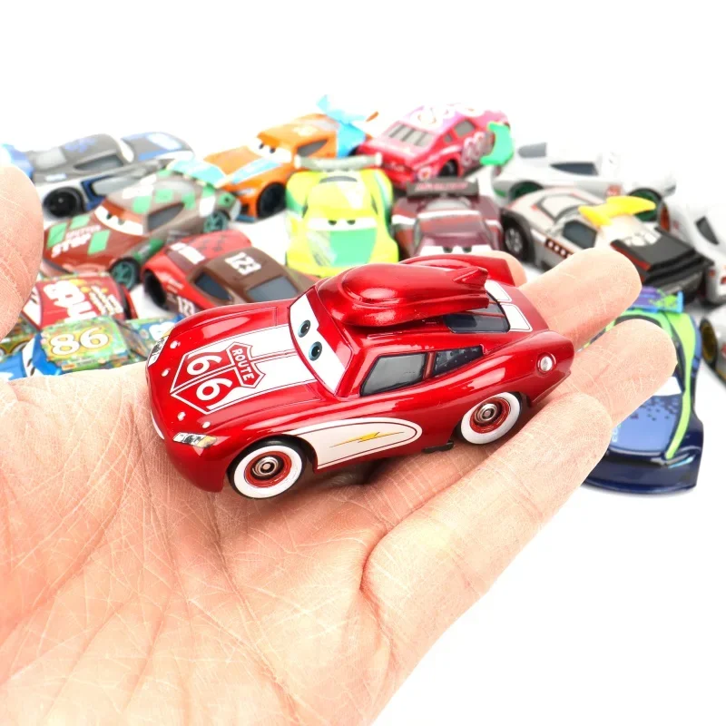 Disney Pixar Metal Cars hat Lightning McQueen 1:55 Diecast Car Supercar Model Toy For Kid birthday Gift