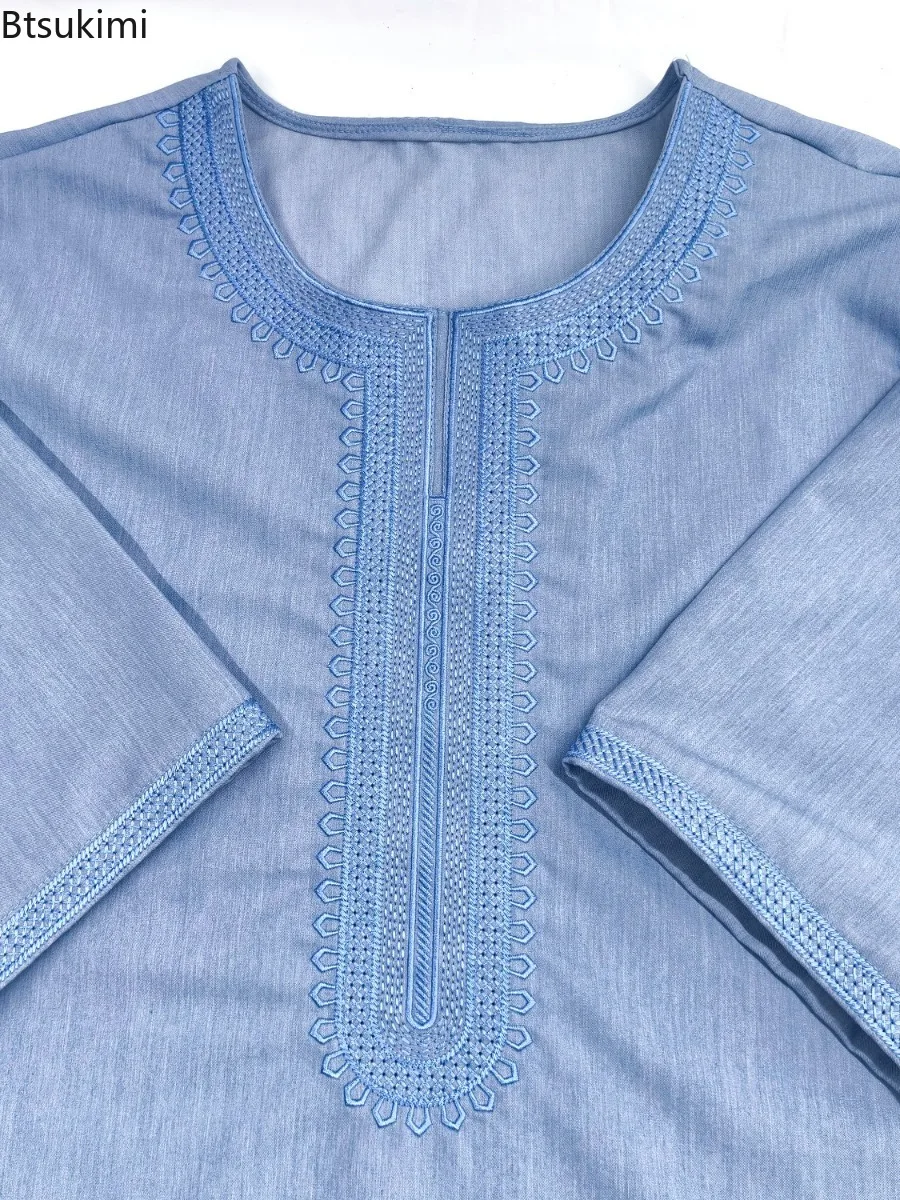 Muslimische Herrenkleidung Ethno-Stil Kaftan - usage example