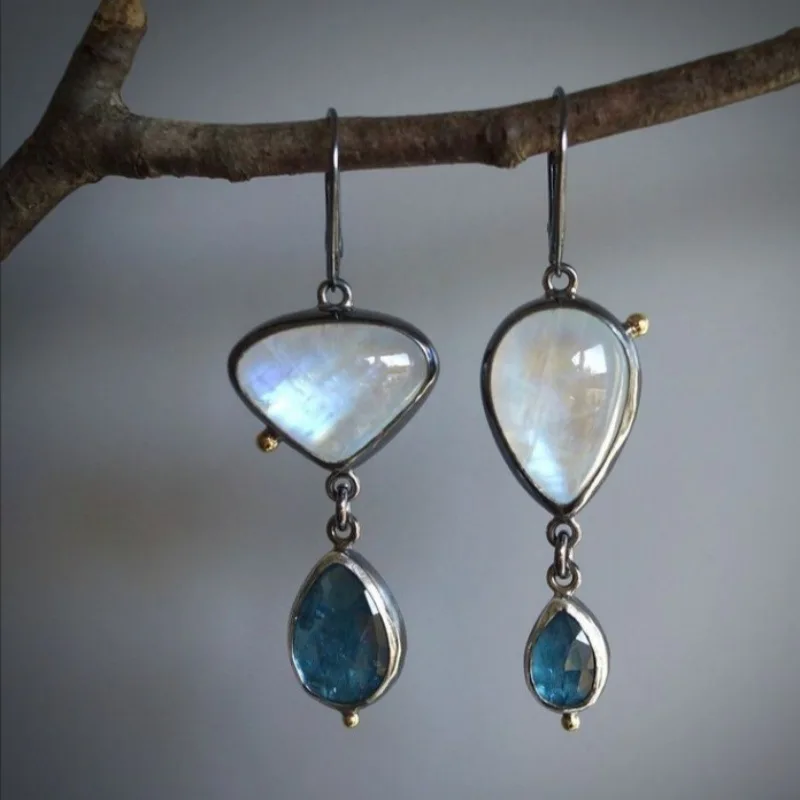 

Vintage Silver Color Water Droplet Inlaid with Blue Stones Earrings Ethnic Metal Asymmetric Dangle Earrings for Women Jewelry