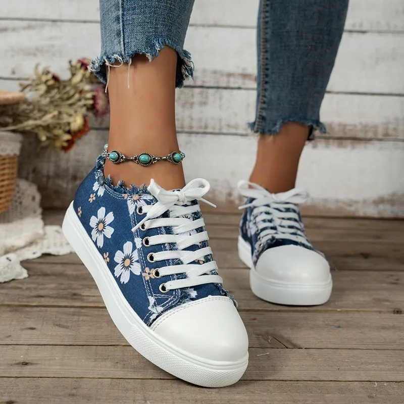 Women Sneakers Spring Autumn Low Top Denim Canvas Shoes Lace Up Plus Size Casual Shoes Fashion Breathable Flats Student Shoes