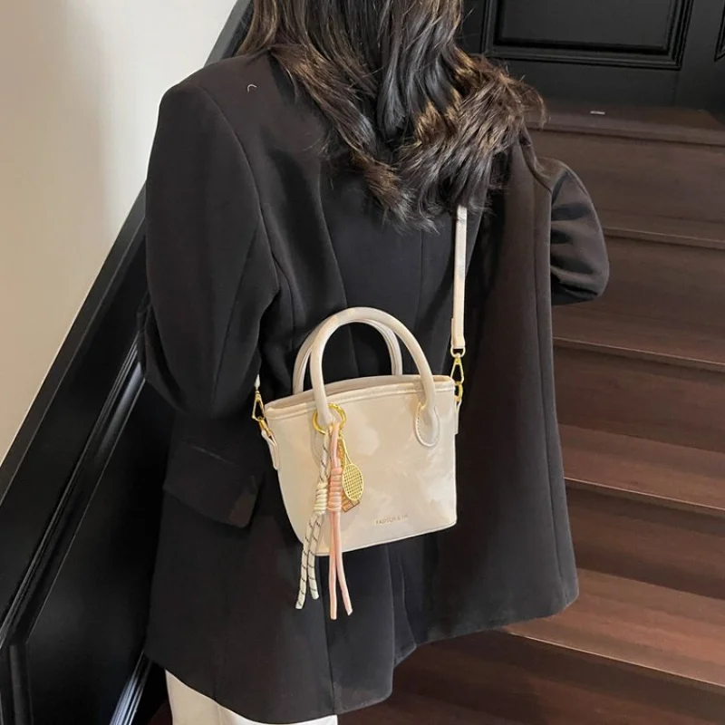 

Модная кожаная женская сумка через плечо, роскошная брендовая известная дизайнерская элегантная модная повседневная сумка через плечо