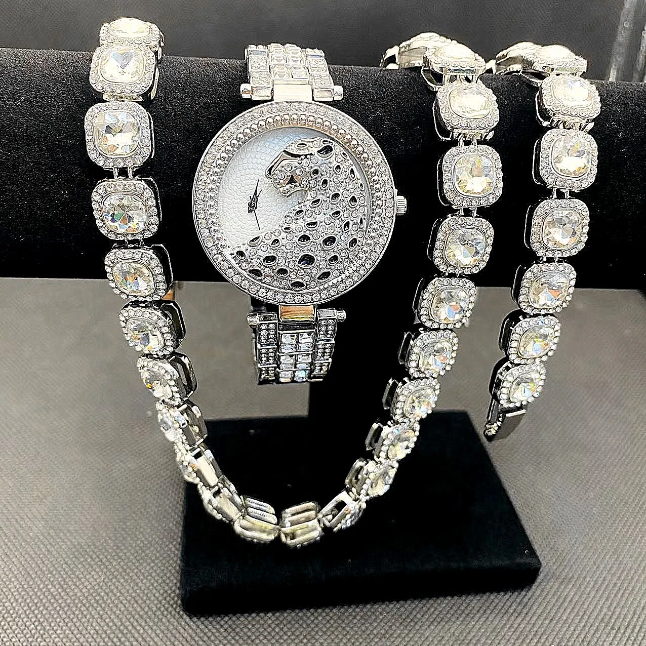 3pcs Iced Out Watches for Women Gold Leopard Watch Diamound Tennis Chains Bracelet Necklace Bling CZ Jewelry for Women Set Watch