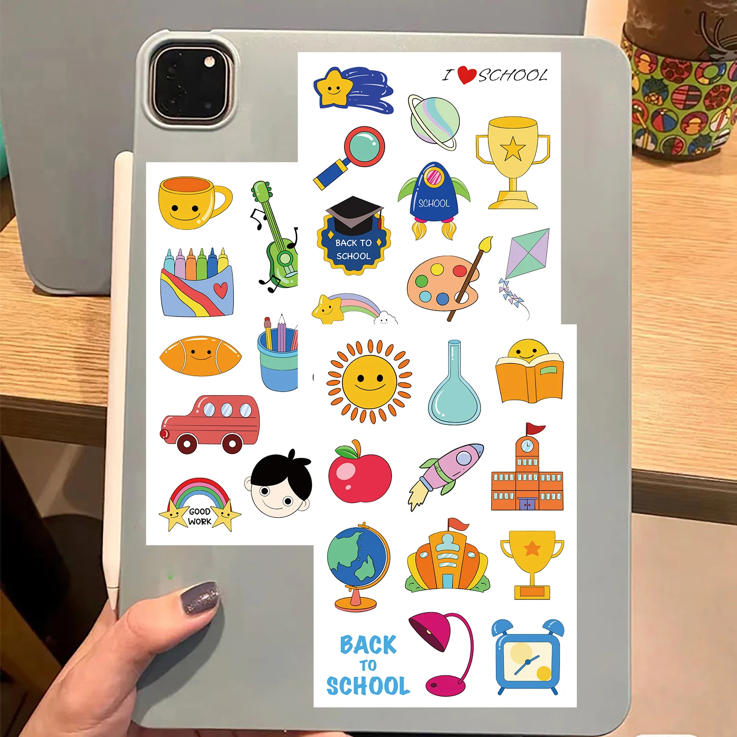 สติกเกอร์คอลลาจ 8/16 ชิ้น สำหรับฤดูกาลเปิดเทอม รางวัลการอ่านและการเรียนรู้ ติดแล็ปท็อป กันน้ำ สวยงาม ตกแต่งโทรศัพท์ สไตล์กราฟฟิตี้