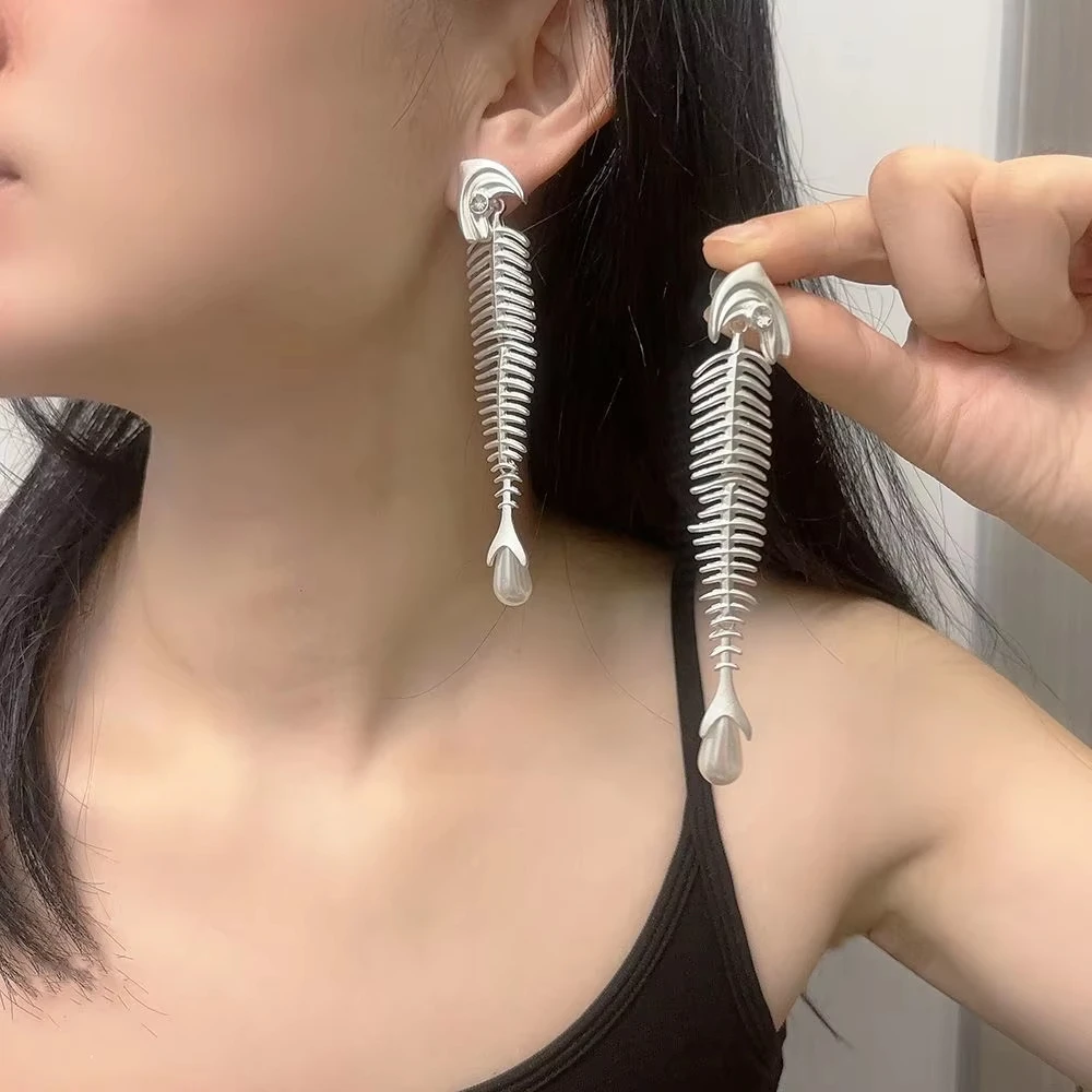 Personalized Fish Bone Pearl Earrings Retro Exaggerated Eardrop Punk Gothic Tassel Ear Pendant For Women