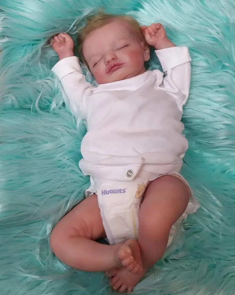 

19inch Baby Reborn Doll Rosalie Lifelike Soft Touch Cuddly Baby Multiple Layers Painting 3D Skin with Visible Veins