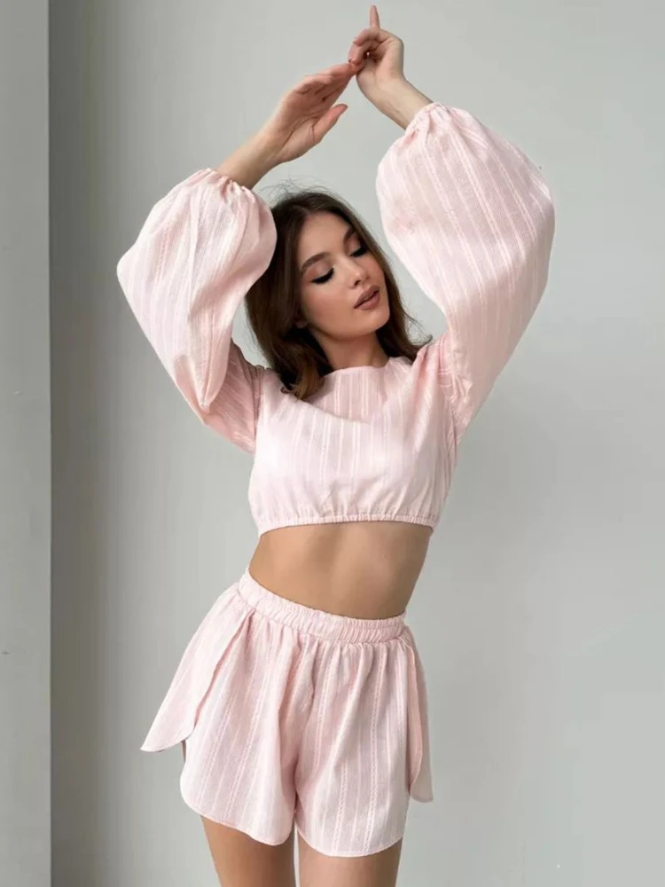 

Women's Striped 2 Piece Pajama Set - Puff Sleeve Crop Top & Shorts Loungewear Summer Casual Nightwear (White/Pink/Blue)