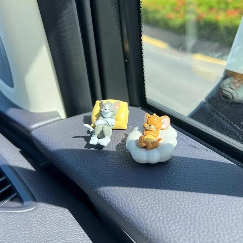 Tom Jerry Desk Shelf Ornament Car Dashboard Ornament Decoration Figurine Cute Sleeping Pose Home Decor Gift
