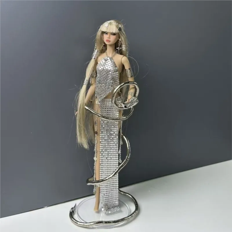 

New 1/6 Supermodel Doll Clothes Fashion Luxury Doll Clothing Gold Sequinned Evening Gown+Snake Prop+Headwear Set For 30cm Doll