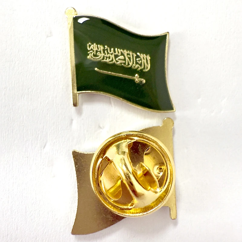 1-5-10-50-100PCS Saudi Arabia Badge Flag Brooch National Flag Lapel Pin International Travel Pins Collections