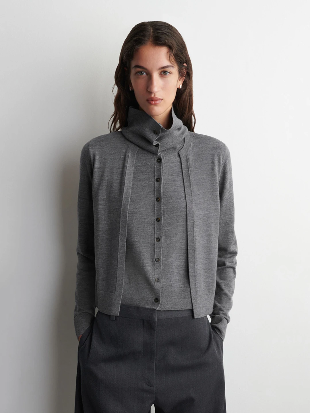 

Шерстяной вязаный кардиган, повседневный комплект из двух предметов, имитирующий двойку, новая осенняя коллекция, женское модное длинное пальто с коротким рукавом