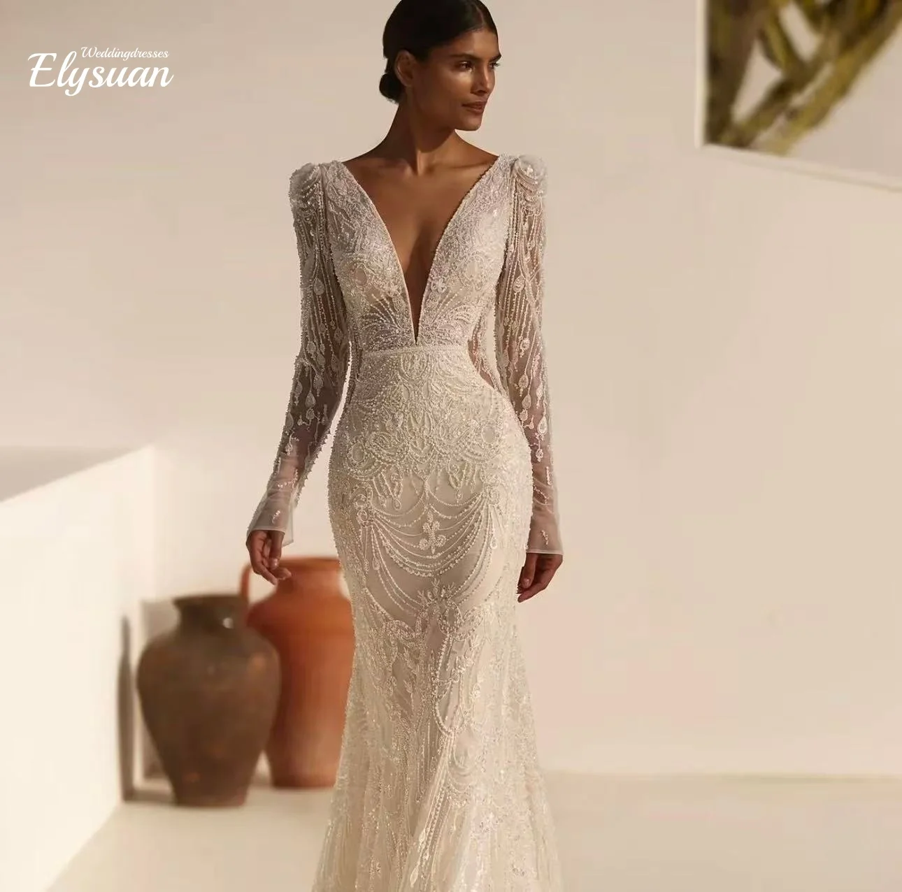 

Customized Shimmering Beaded Lace Appliques Wedding Dress Sexy Deep V-neck backless Bridal Gown Luxury Mermaid Dresses For Brid