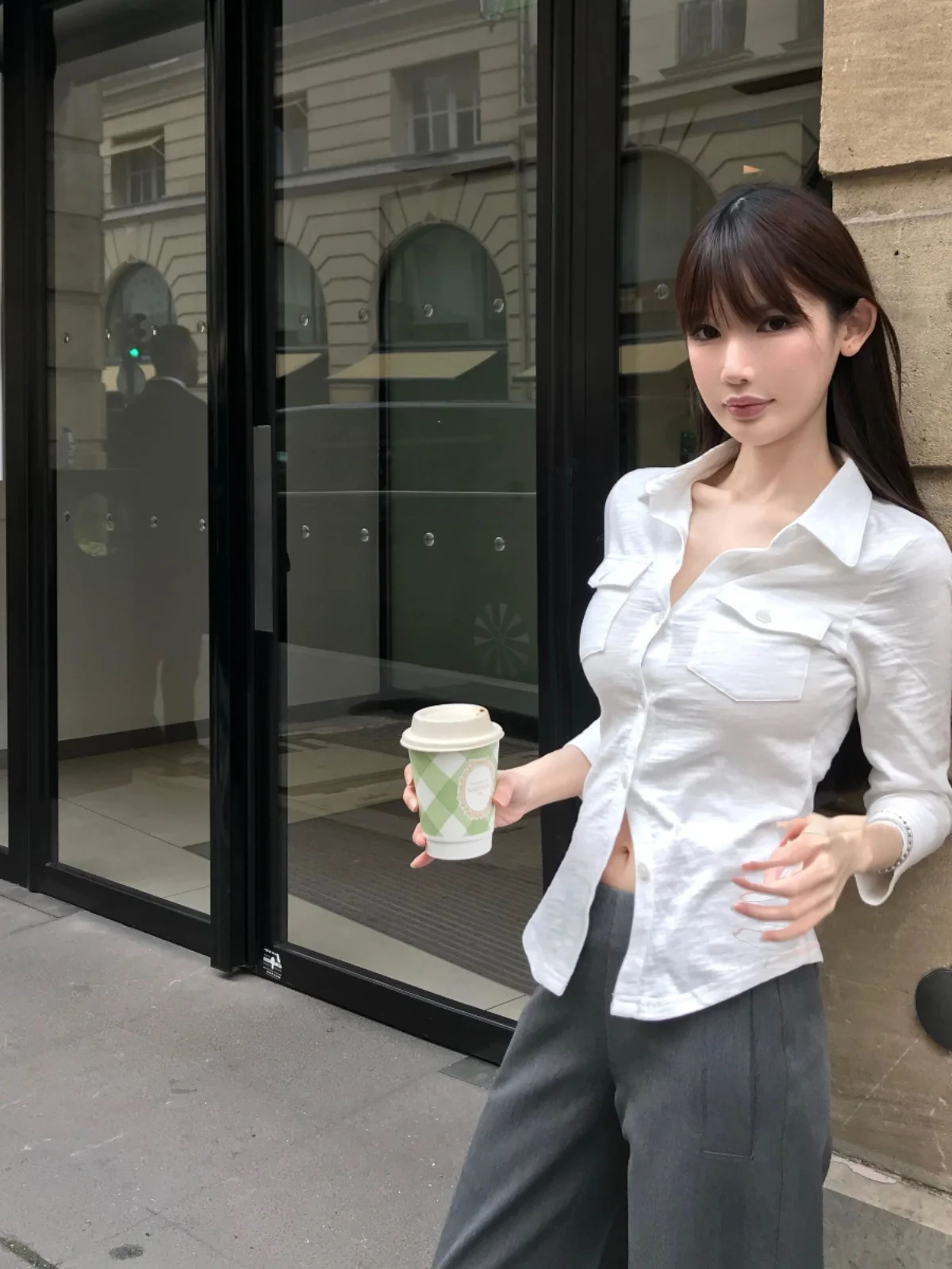 Ele Pure Desire Sexy lungo Sve irt Donna All'inizio della primavera Cravatta in vita sottile Colletto con cintura Top cardigan aperto bianco