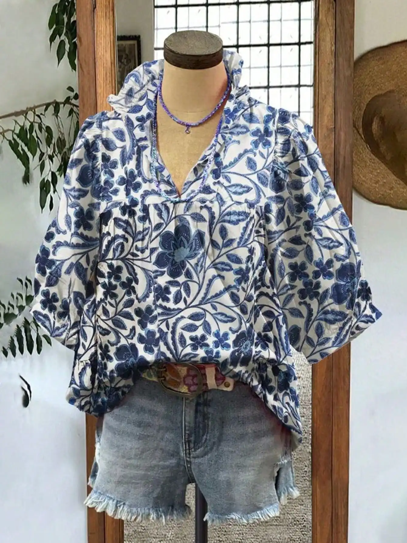 

Women's Loose V-Neck Floral Print Blouse, Bohemian Style, Summer Casual