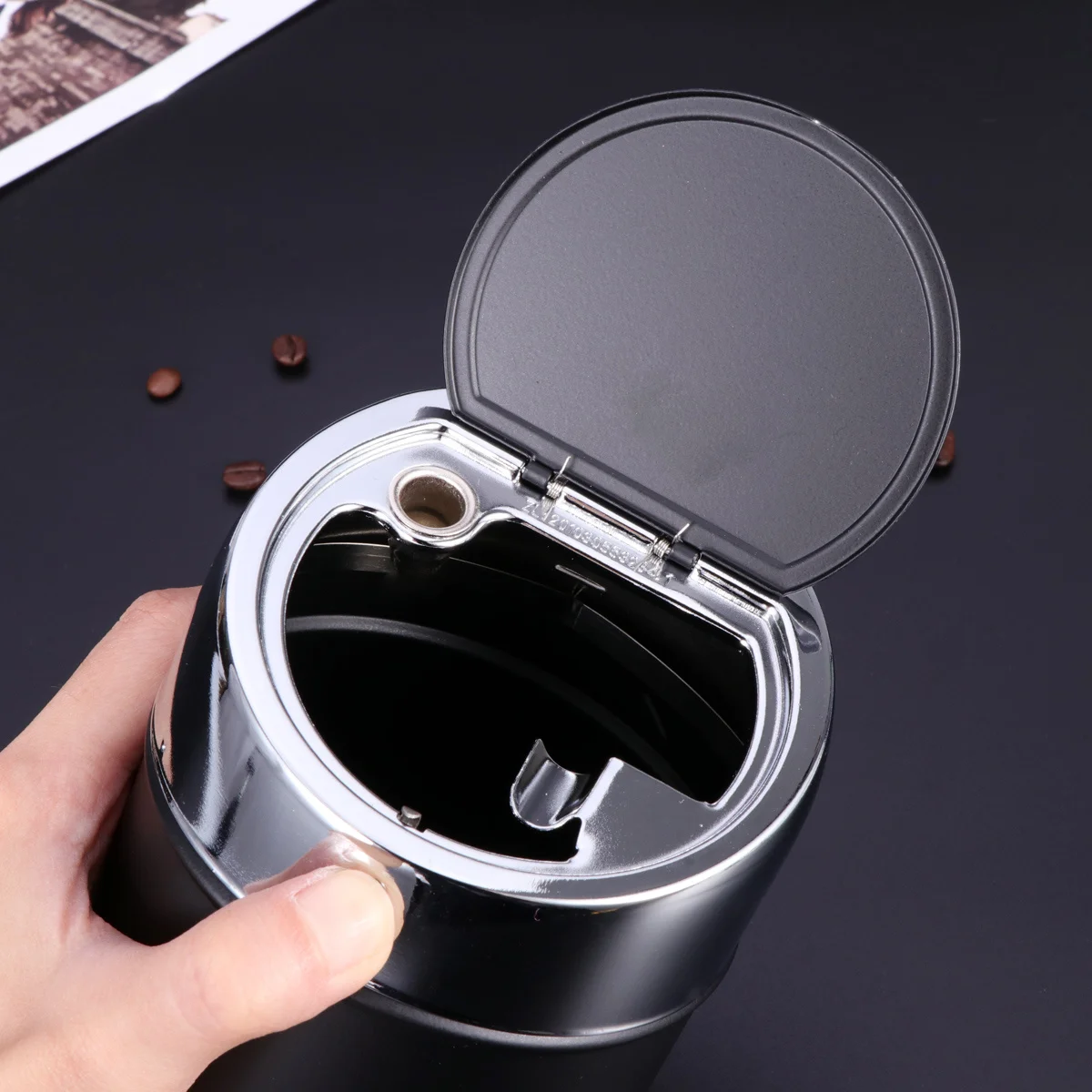 

Stainless Steel Ashtray for Car Cup Holder with Lid Desktop Cigarette Ash Holder for Smoking Tabletop Bars Restaurants