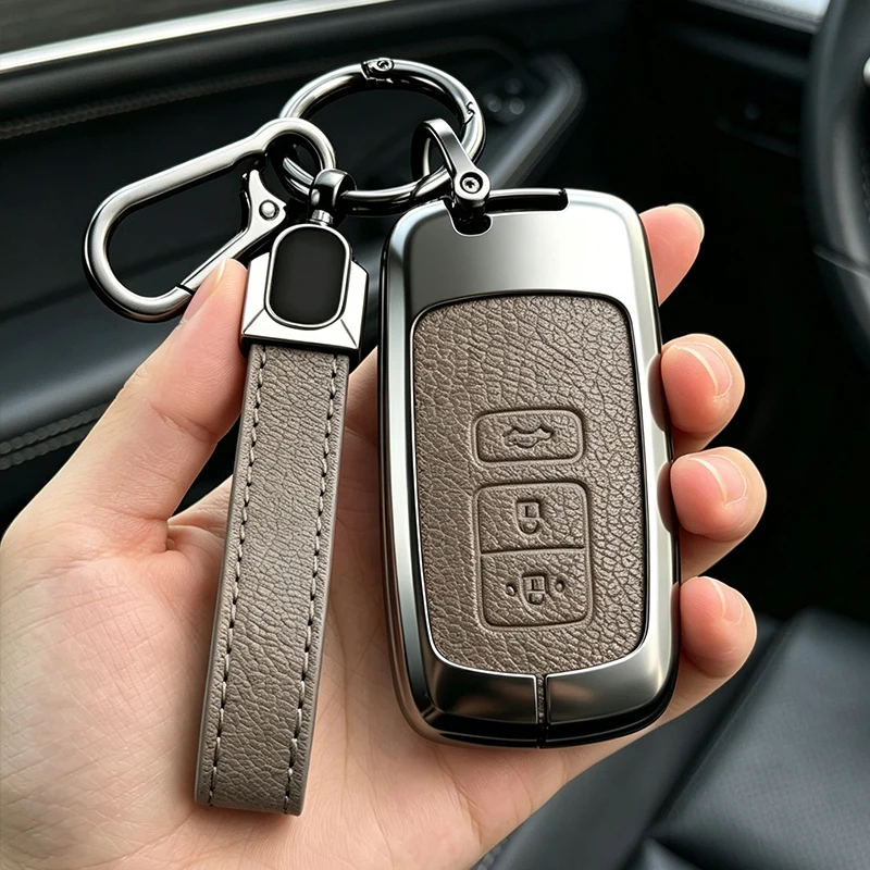 Metal Car Key Case Cover Fobfor Toyota Auris Camry RAV4 Avalon Yaris Verso 2012 2013 2014 2015 2016 2017 2018 Shell Accessories