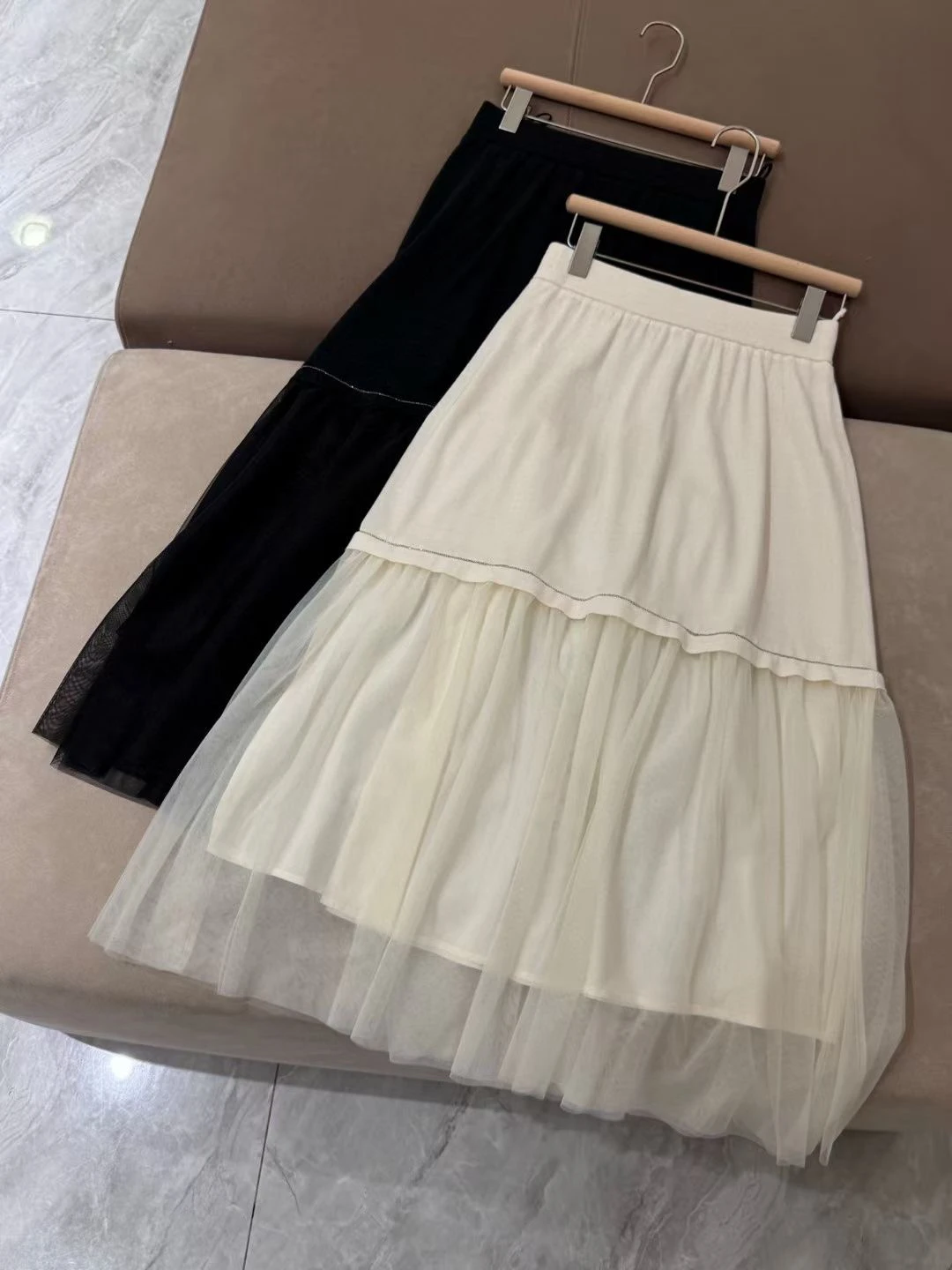 Spring and Summer New Women's Knitted Stitching Mesh High Waist Slim A- line Skirt Elegant All-match