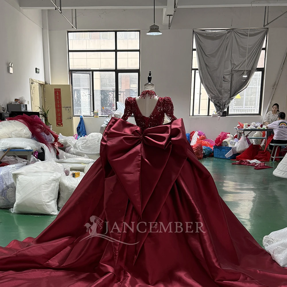 Maßgeschneidertes Vestido De Noiva Langarm-Ballkleid Stilvolles Hochzeitskleid Handgefertigte Blumen Pailletten Perlen Hochzeitskleid